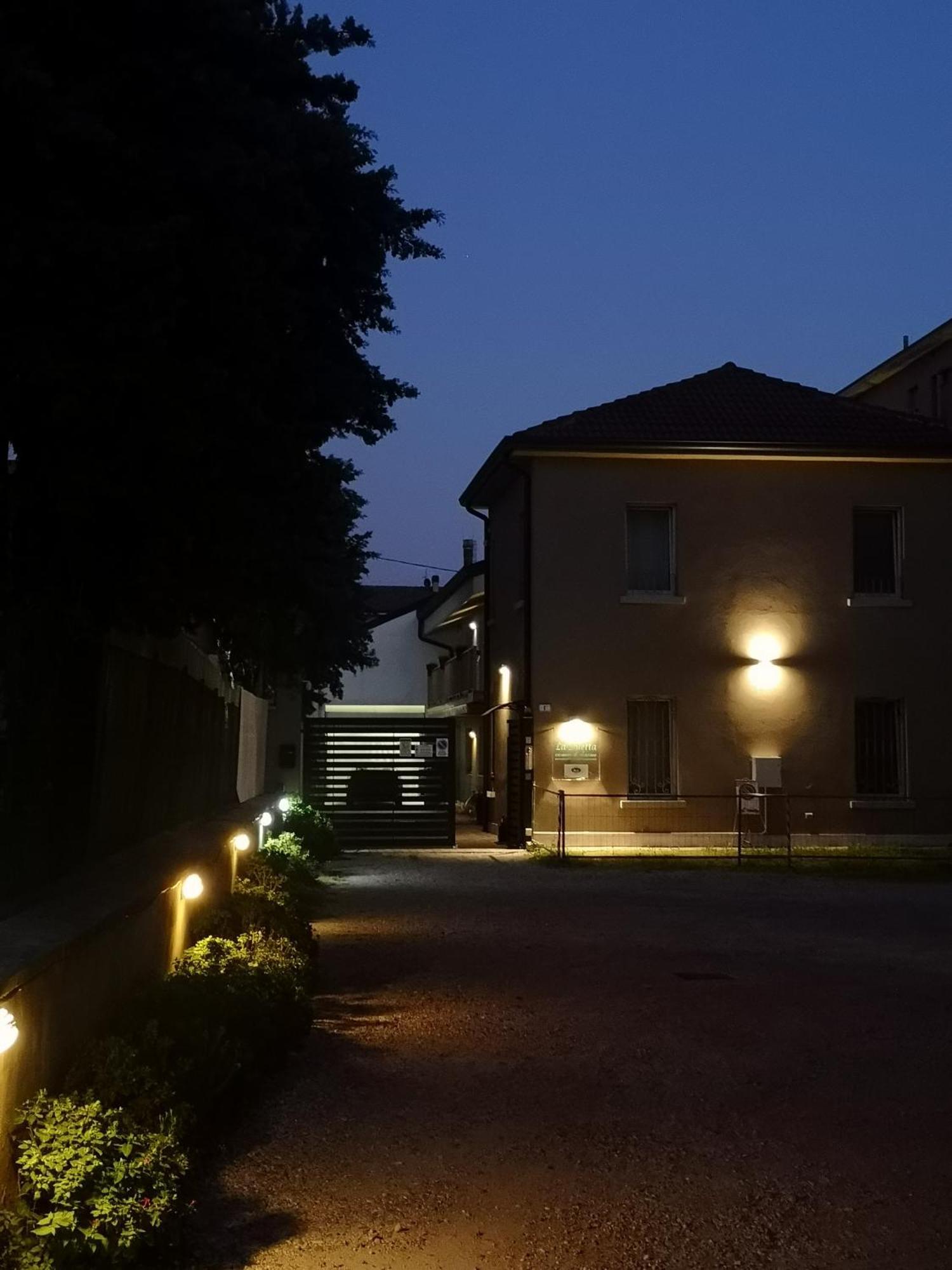 La Diletta - Camere Di Charme Verona Exterior foto